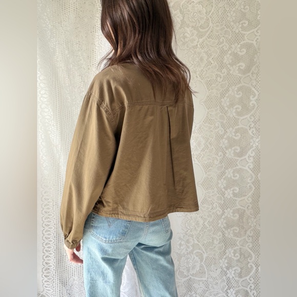 Olive Old Navy Utility Cropped Jacket Minimalist Military Style - Picture 5 of 12